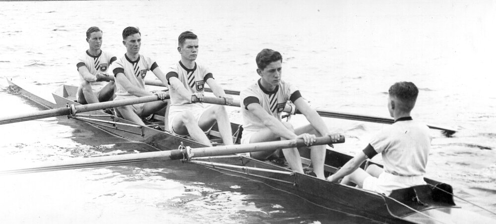 Rowing 2nd IV 1942