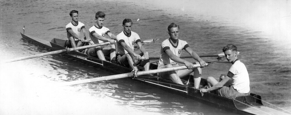 Rowing 2nd IV 1944