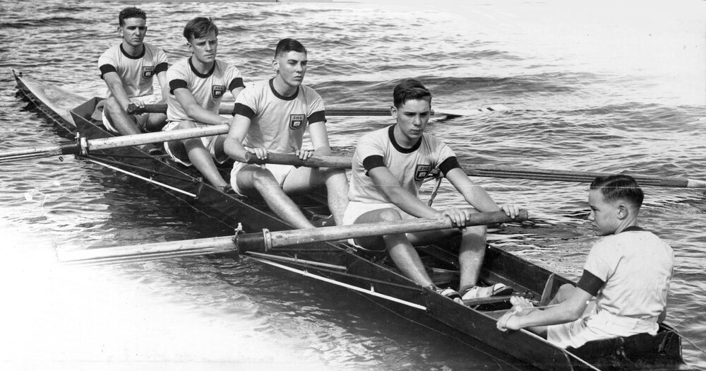 Rowing 2nd IV 1943