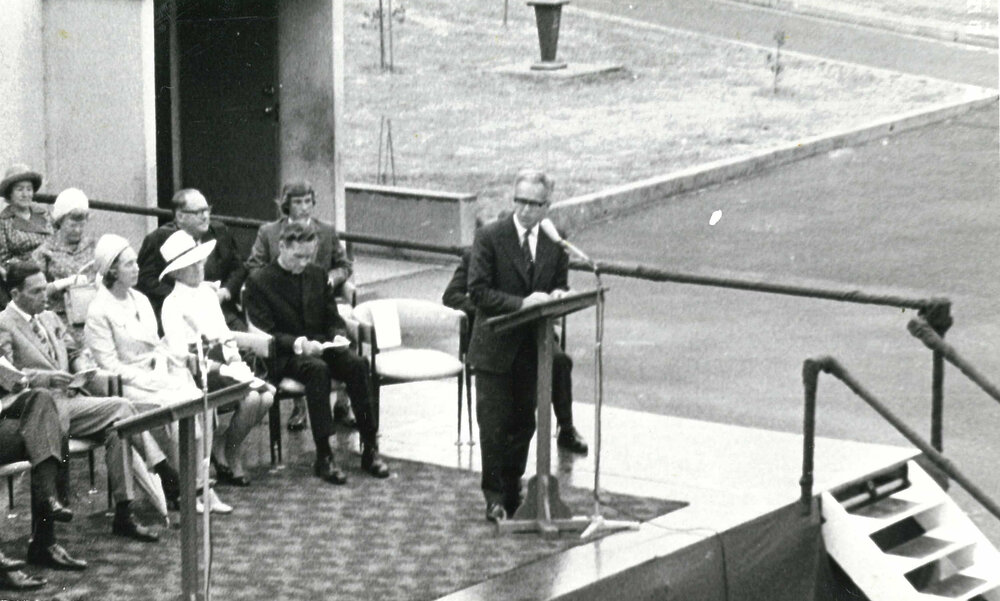 Photograph of the official opening of the McDonald Building, 17 March 1972