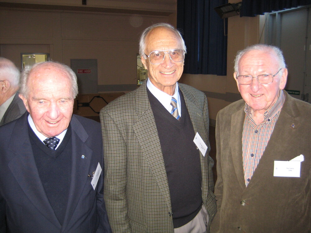 The pre-1945 back to school reunion lunch, 2010