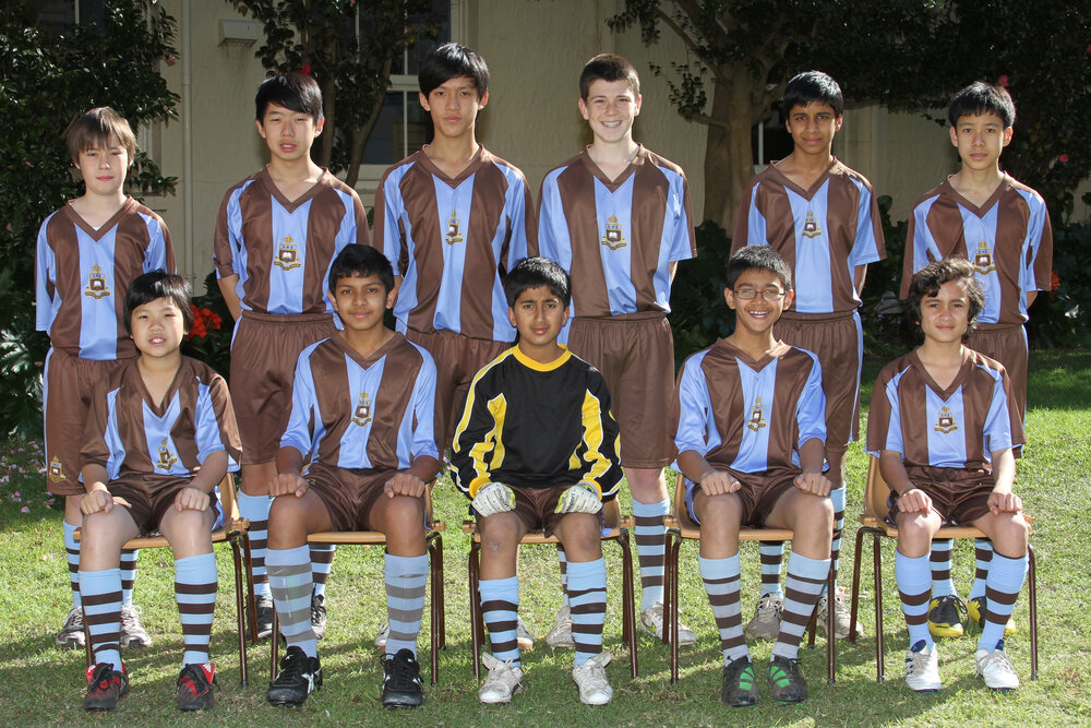 Football 13B 2011