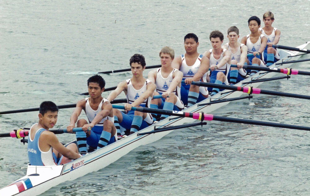Rowing 2nd Year 10 VIII 2002