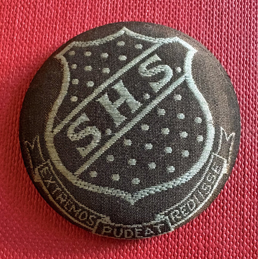 Woven button badge, c 1919