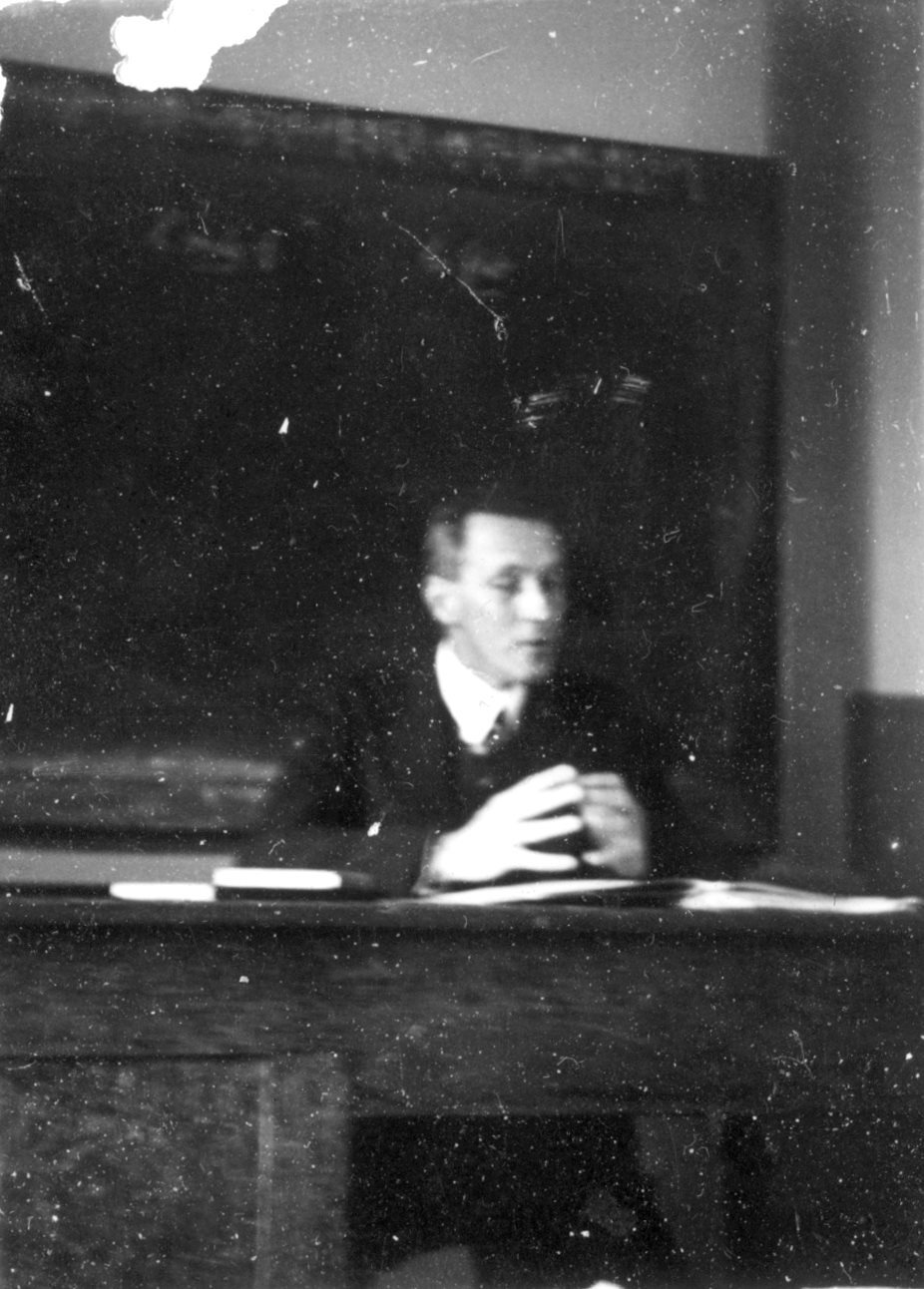 Snapshots by Robert Wing (1936-1940)