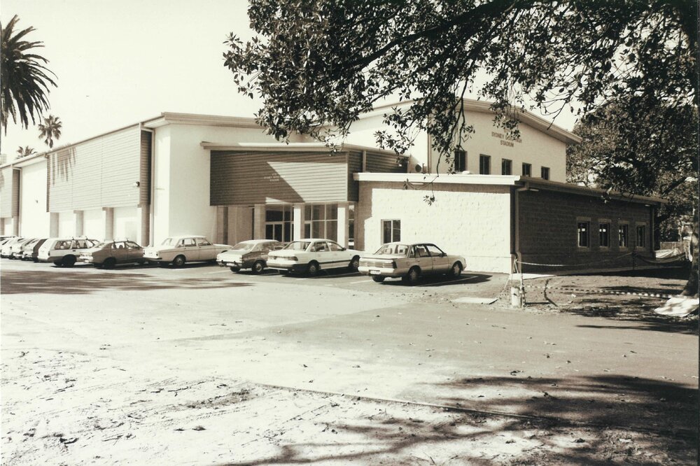 Stadium, 1995