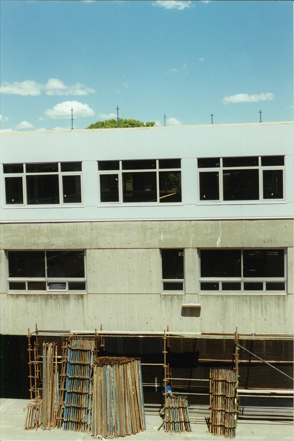 Construction of the senior study centre, 1995