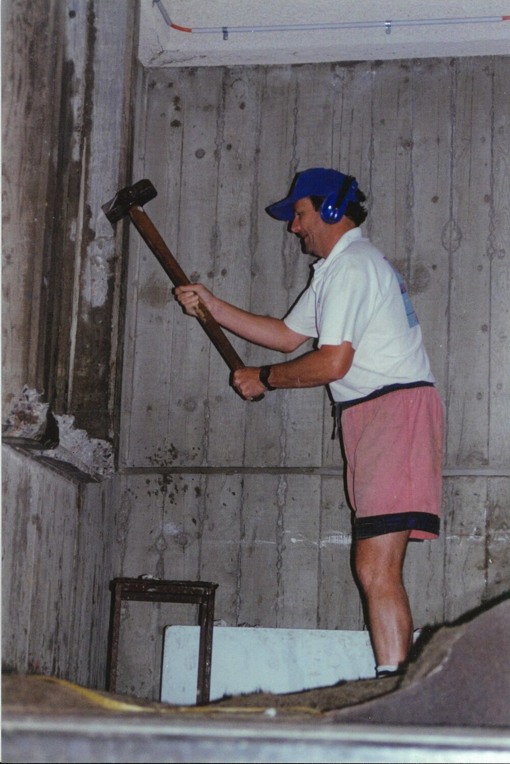 Construction of the senior study centre, 1995