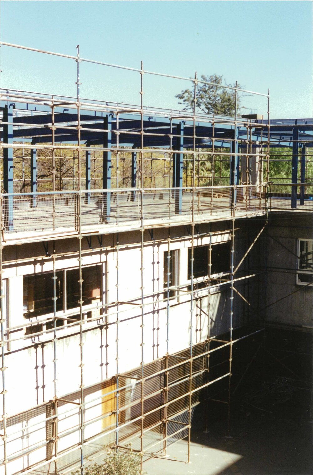 Construction of the senior study centre, 1995