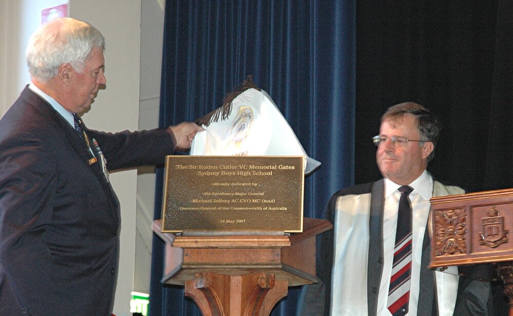 Official opening of the Roden Cutler gates, 2007