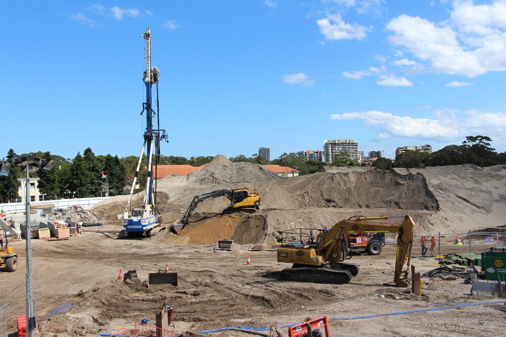 Light rail construction, 2017