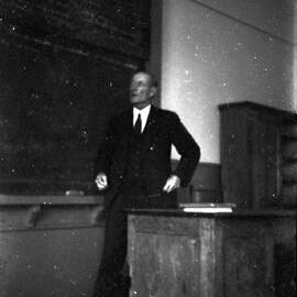 Snapshots by Robert Wing (1936-1940)
