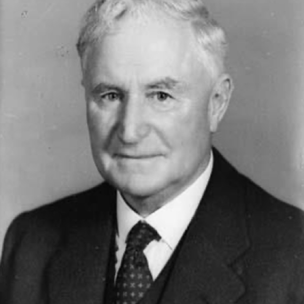Earle Christmas Grafton Page