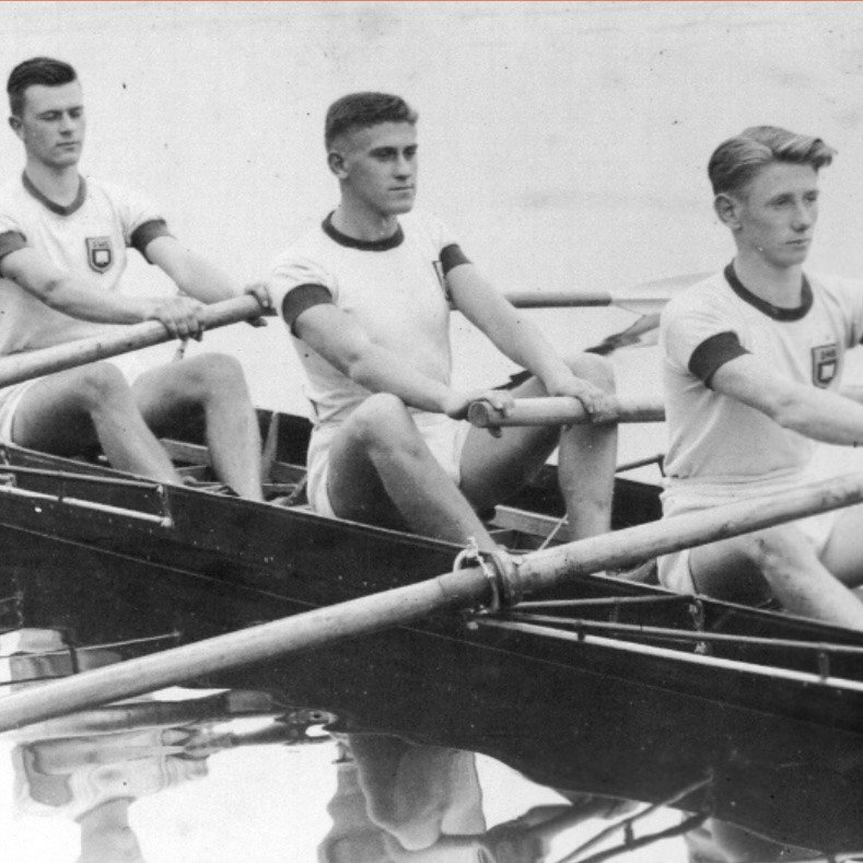 Rowing: 4th IV photographs