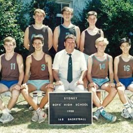 Basketball 16B 1988