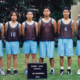Basketball 16B 2002