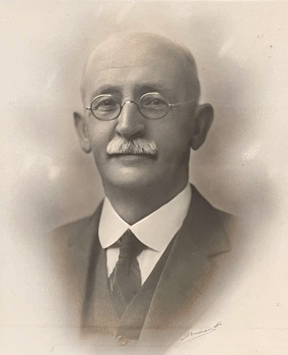 Charles Rathay Smith